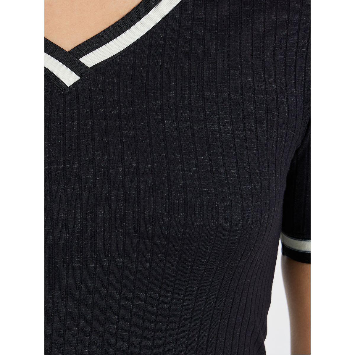 Styli Ribbed V Neck Knit Top with Striped Detail-women-clothing-shirtsandblouses-blouses-image-4