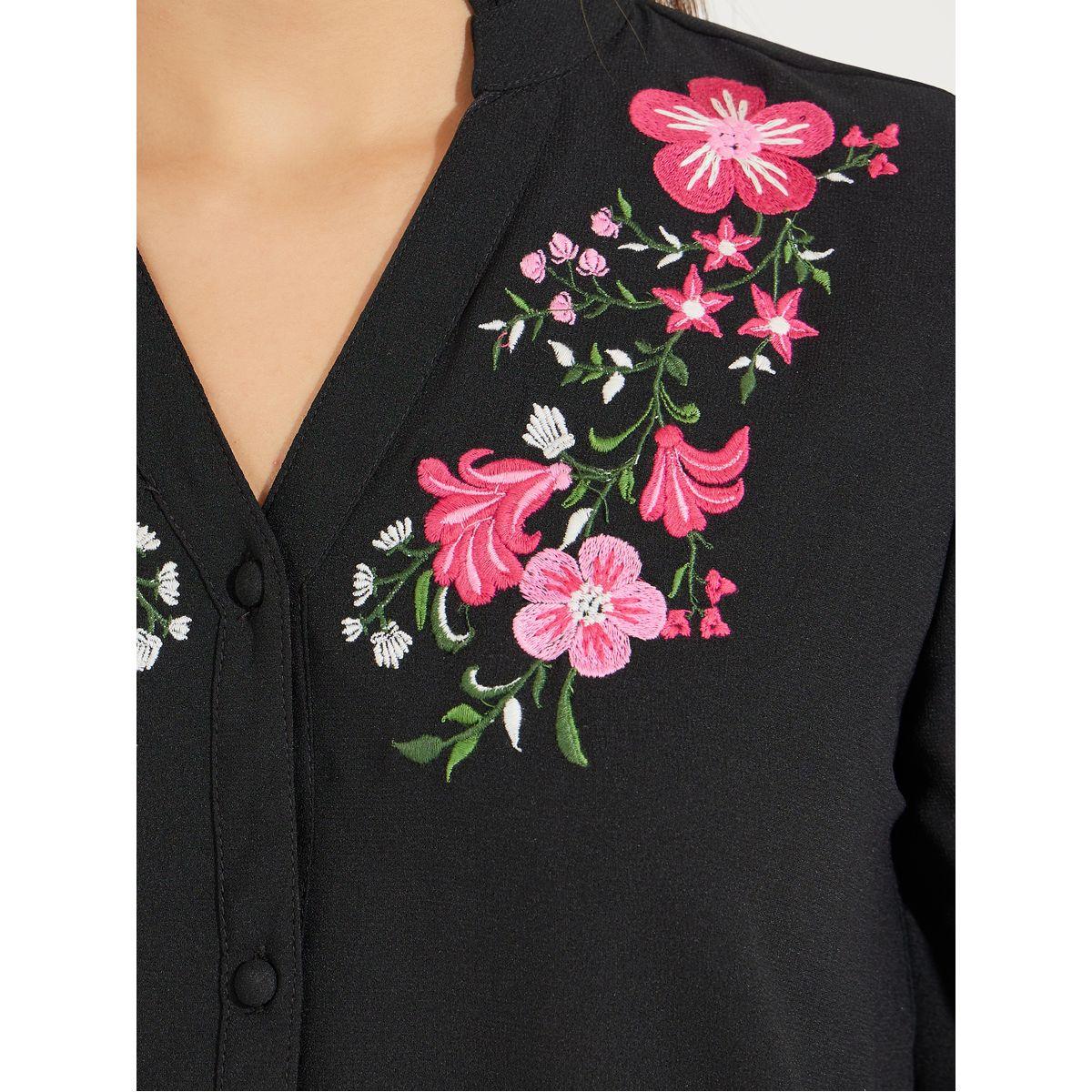Styli Embroidery Detail Notch Neck Buttoned Blouse-women-clothing-shirtsandblouses-blouses-image-3