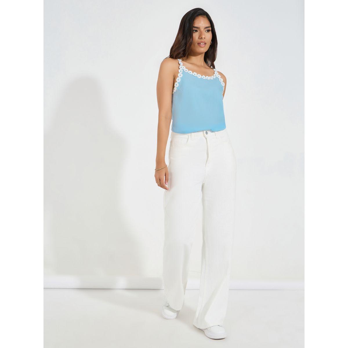بلوزة كامي مزينة بزهور-women-clothing-tshirts-image-2