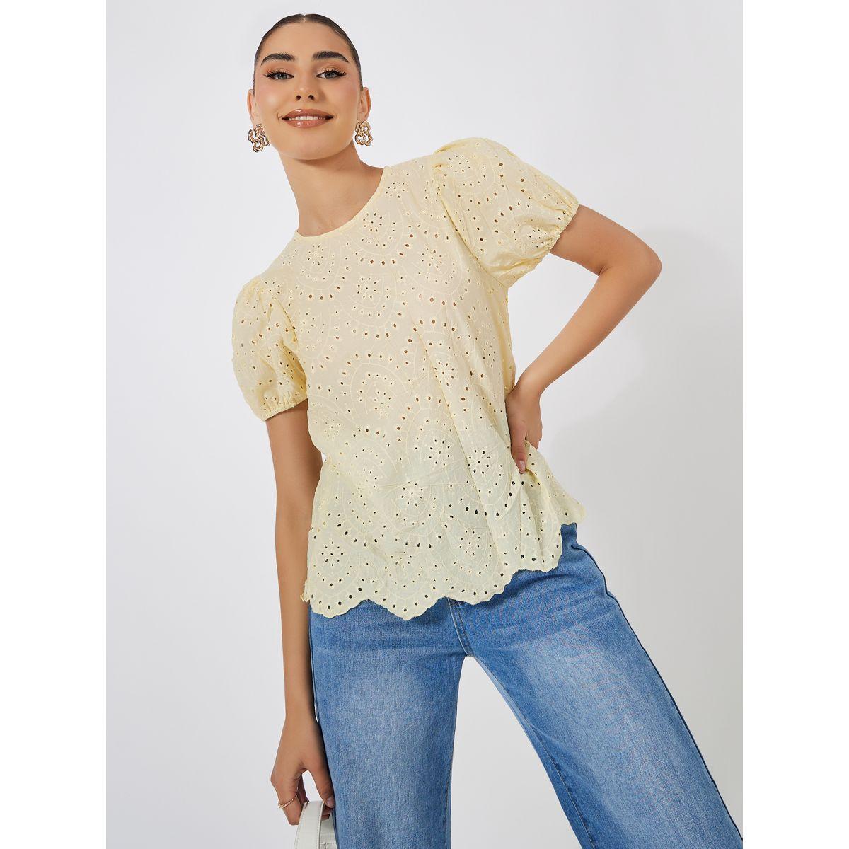 بلوزة مزينة بفتحات مع اكمام منفوخة-women-clothing-shirtsandblouses-blouses-image-1