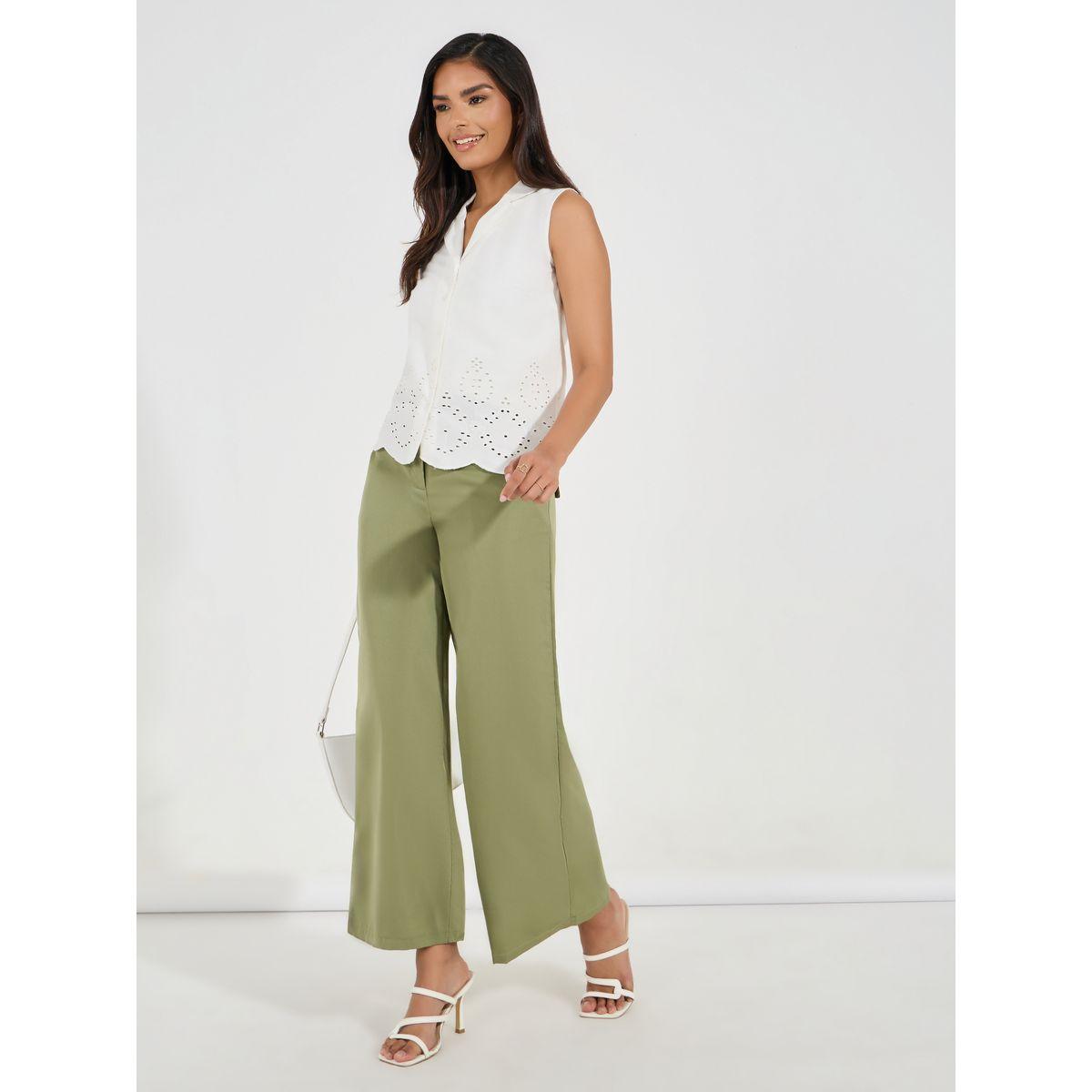 بلوزة بلا اكمام مع ياقة بشق-women-clothing-shirtsandblouses-shirts-image-2