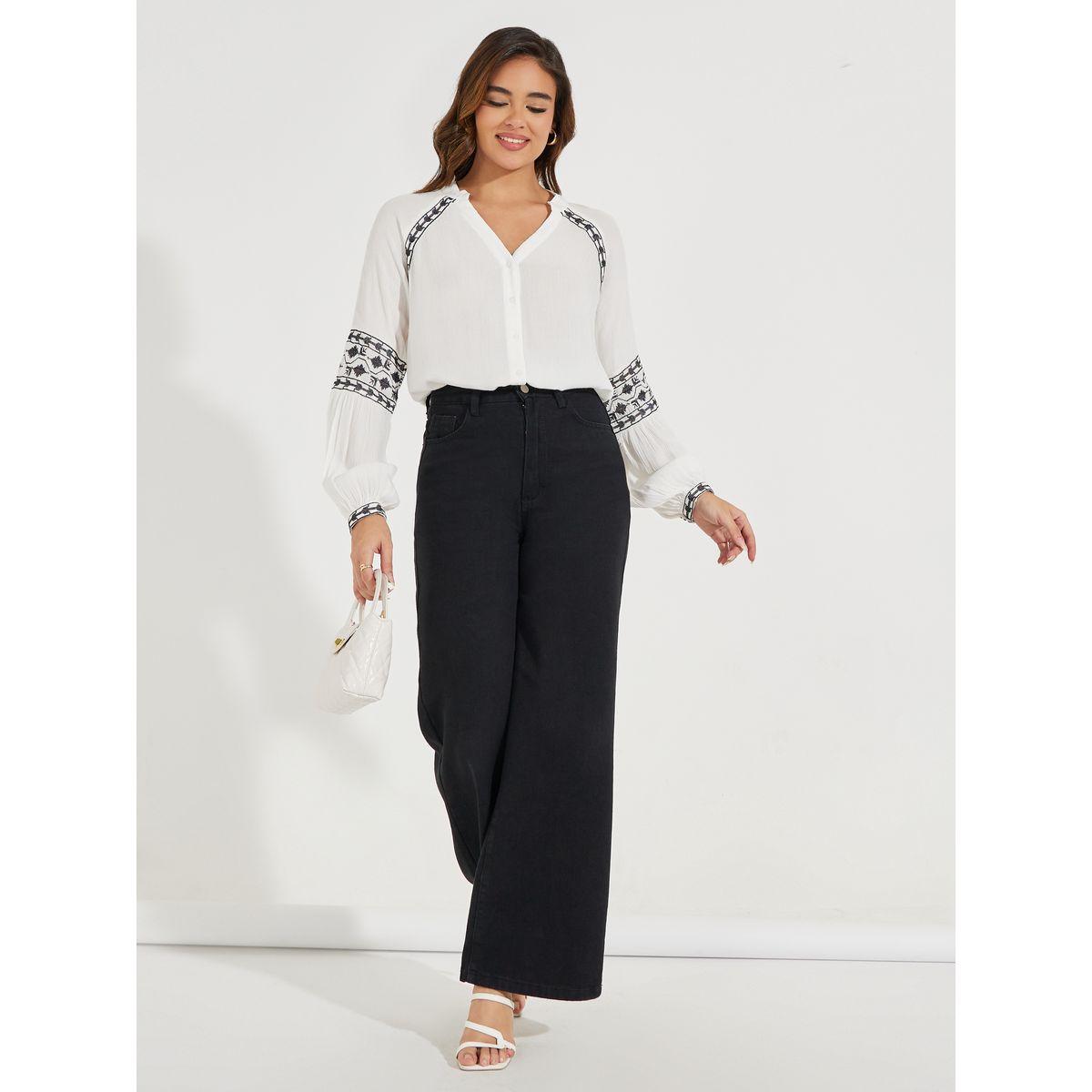 بلوزة بتفاصيل مُطرّزة واكمام ريجلان مع ازرار-women-clothing-shirtsandblouses-blouses-image-2