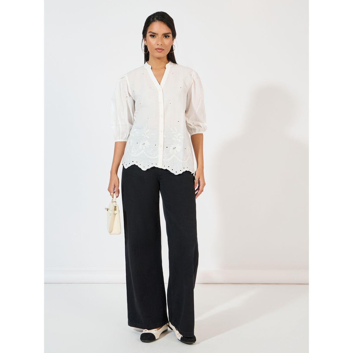 بلوزة بتفاصيل مُطرّزة وأكمام مكبلة-women-clothing-shirtsandblouses-blouses-image-2