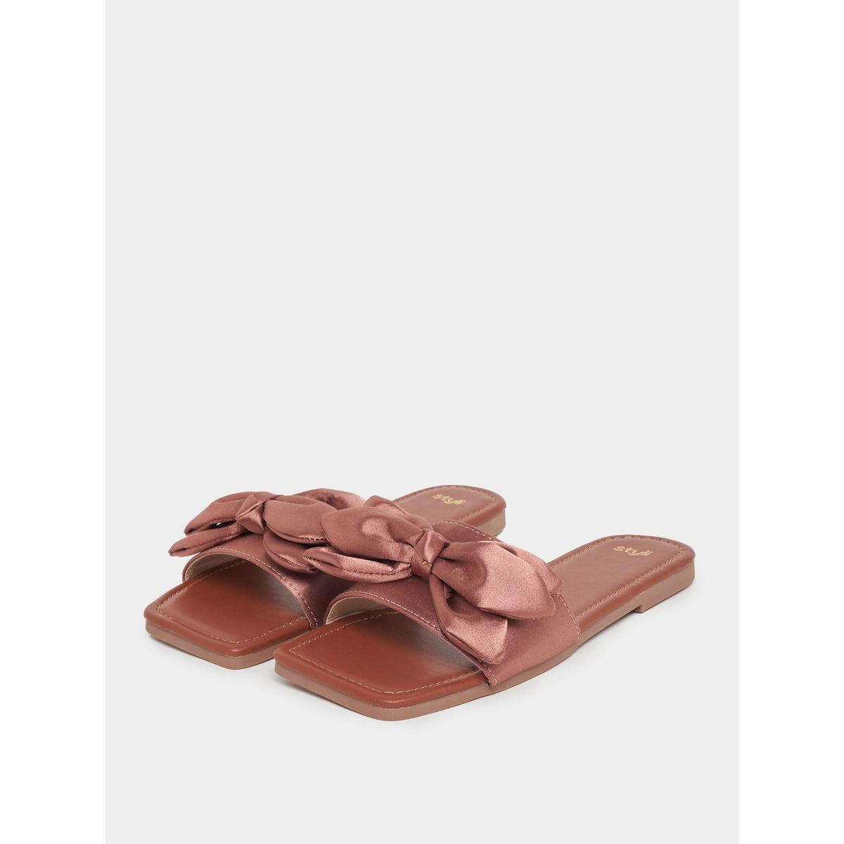Styli Bow Design Flat Sandals-women-shoes-sandals-flats-image-2