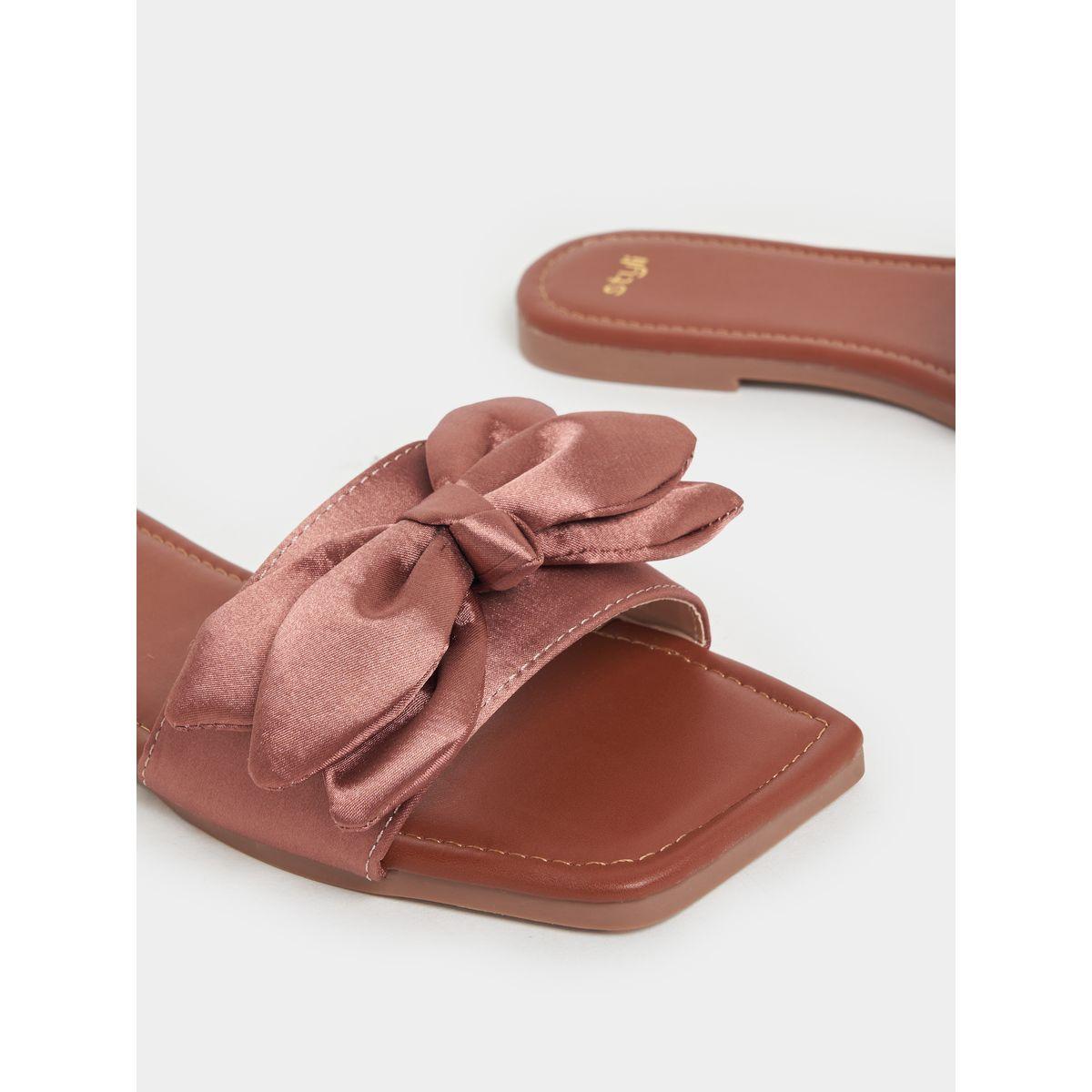 Styli Bow Design Flat Sandals-women-shoes-sandals-flats-image-3