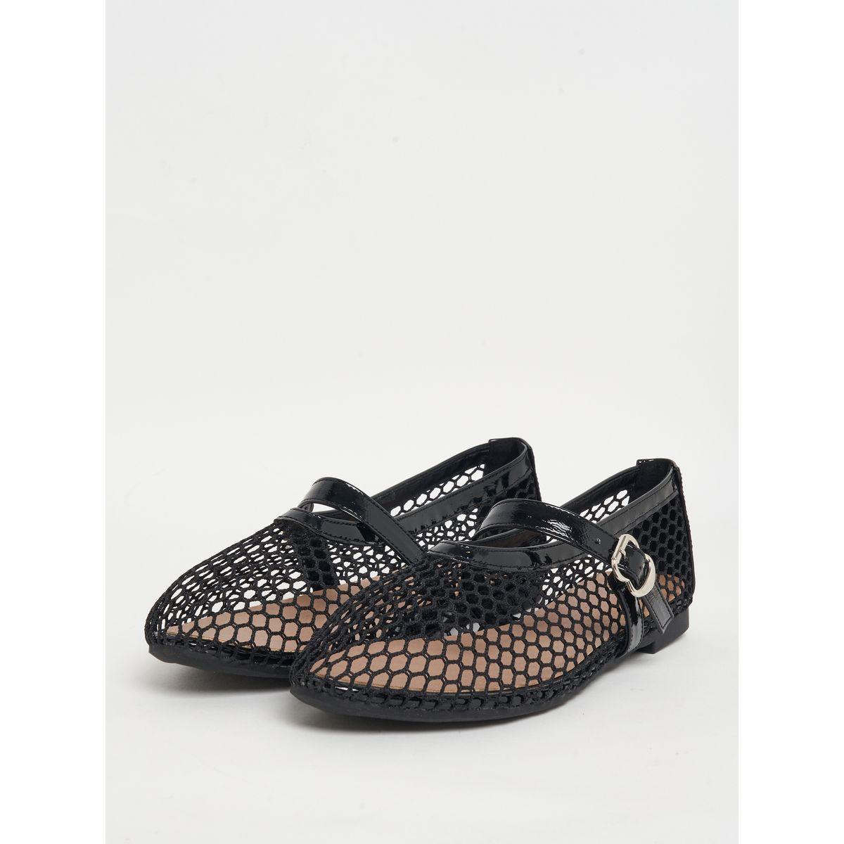 حذاء كاجوال بتفاصيل شبكية-women-shoes-loafersandmoccasins-image-3