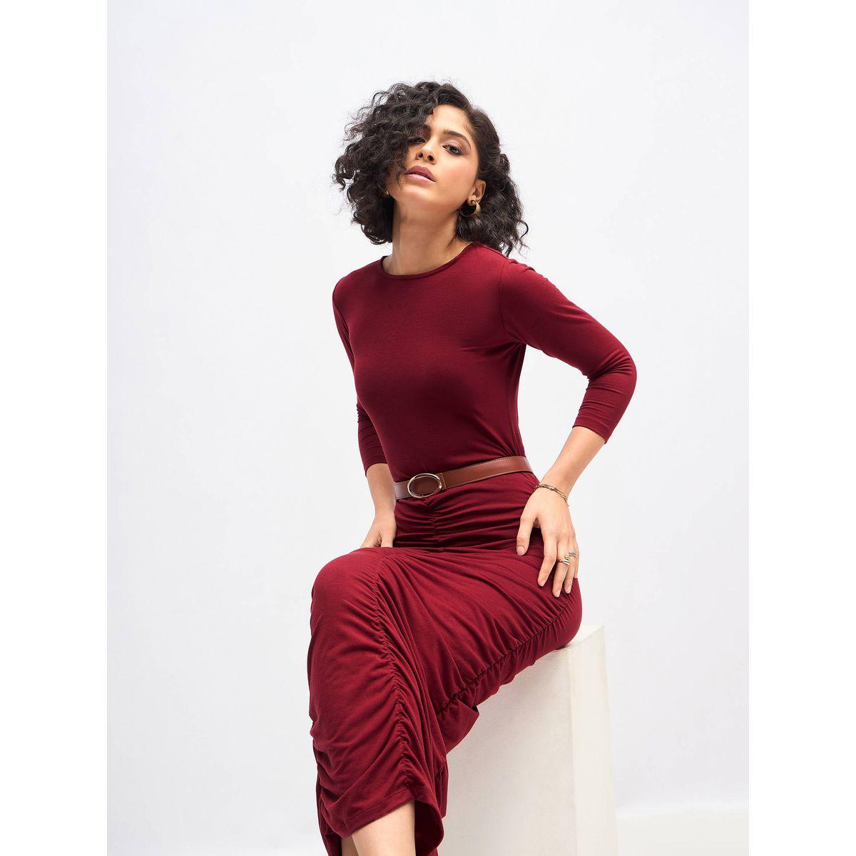 فستان ميدي ضيق مزين بكسرات وتفاصيل مزمومة ساسافراس × ستايلي-women-clothing-dresses-image-7
