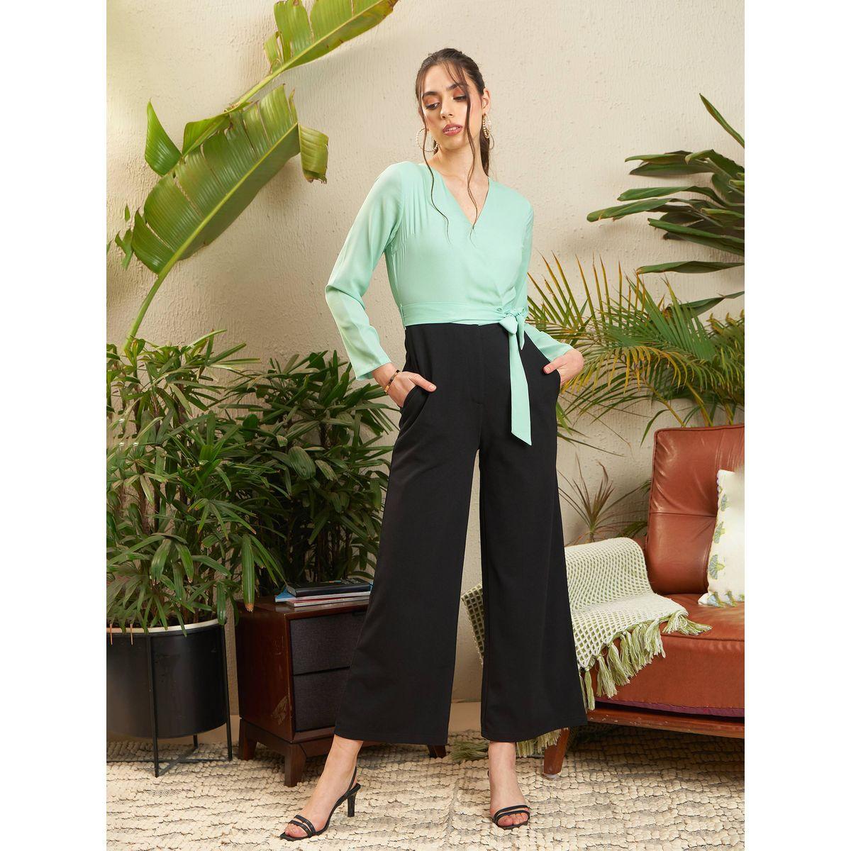 جمبسوت بنمط لف مع حزام خصر ساسافراس × ستايلي-women-clothing-jumpsuits-image-2