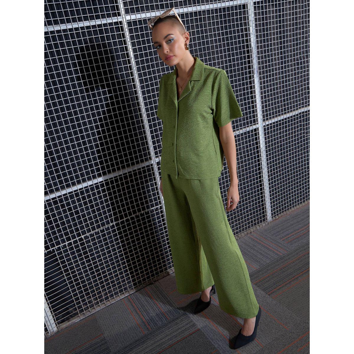 طقم منسق من بنطال بارجل واسعة مع بلوزة بتفاصيل بارزة الملمس ساسافراس × ستايلي-women-clothing-coordsets-image-3