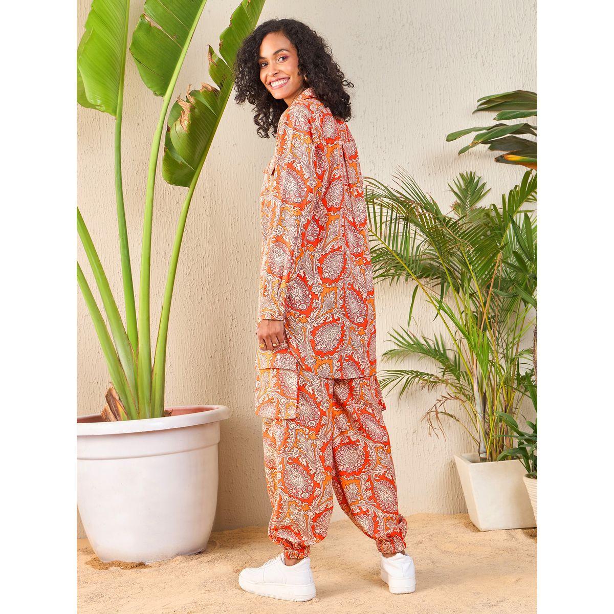 طقم منسق من جوغر كارجو مع بلوزة مطبعة بالكامل ساسافراس × ستايلي-women-clothing-coordsets-image-6