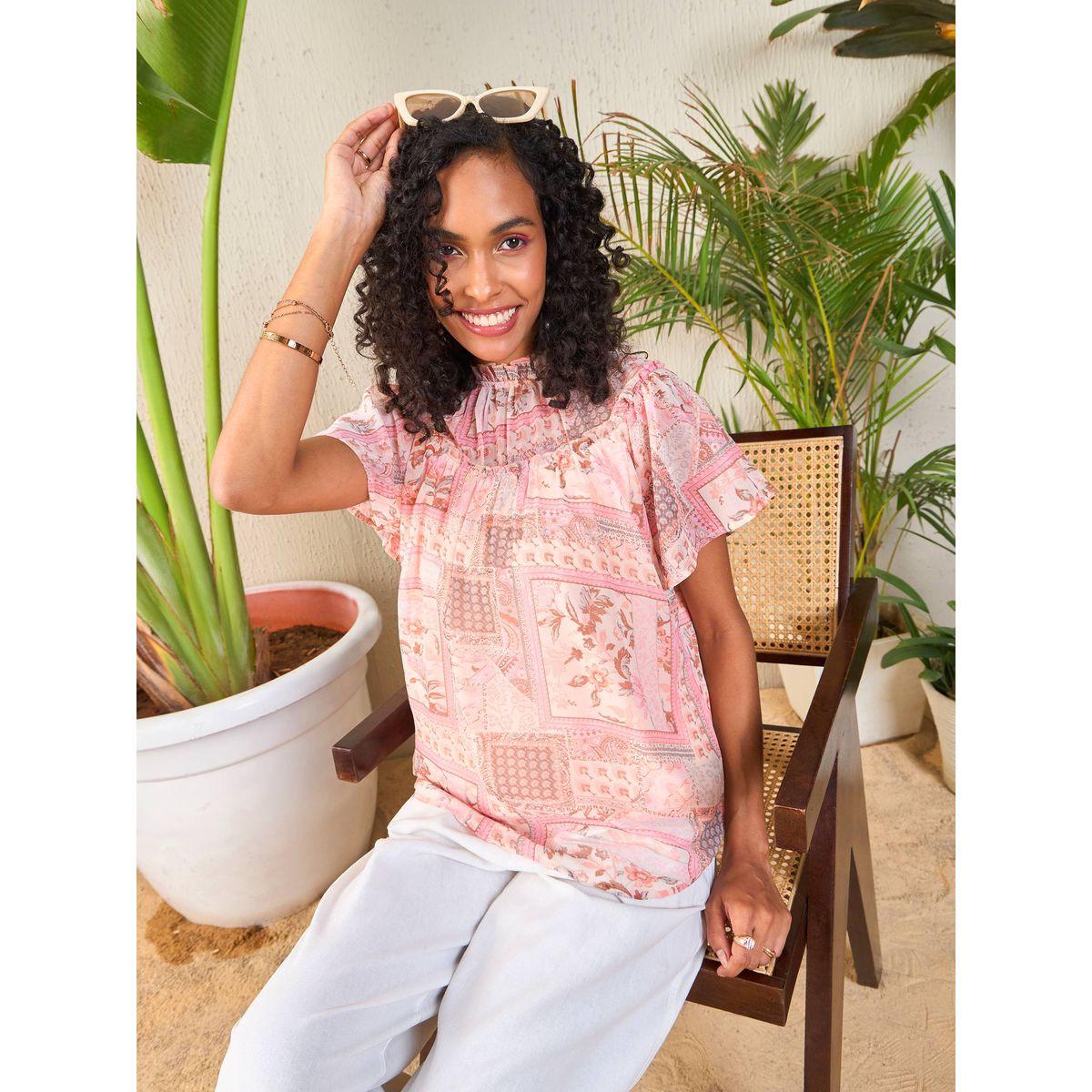بلوزة بطبعة مرقعة وياقة بتفاصيل كشكش ساسافراس × ستايلي-women-clothing-shirtsandblouses-blouses-image-2