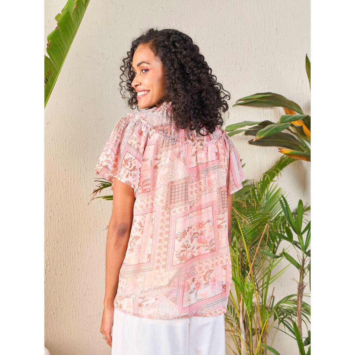 بلوزة بطبعة مرقعة وياقة بتفاصيل كشكش ساسافراس × ستايلي-women-clothing-shirtsandblouses-blouses-image-5
