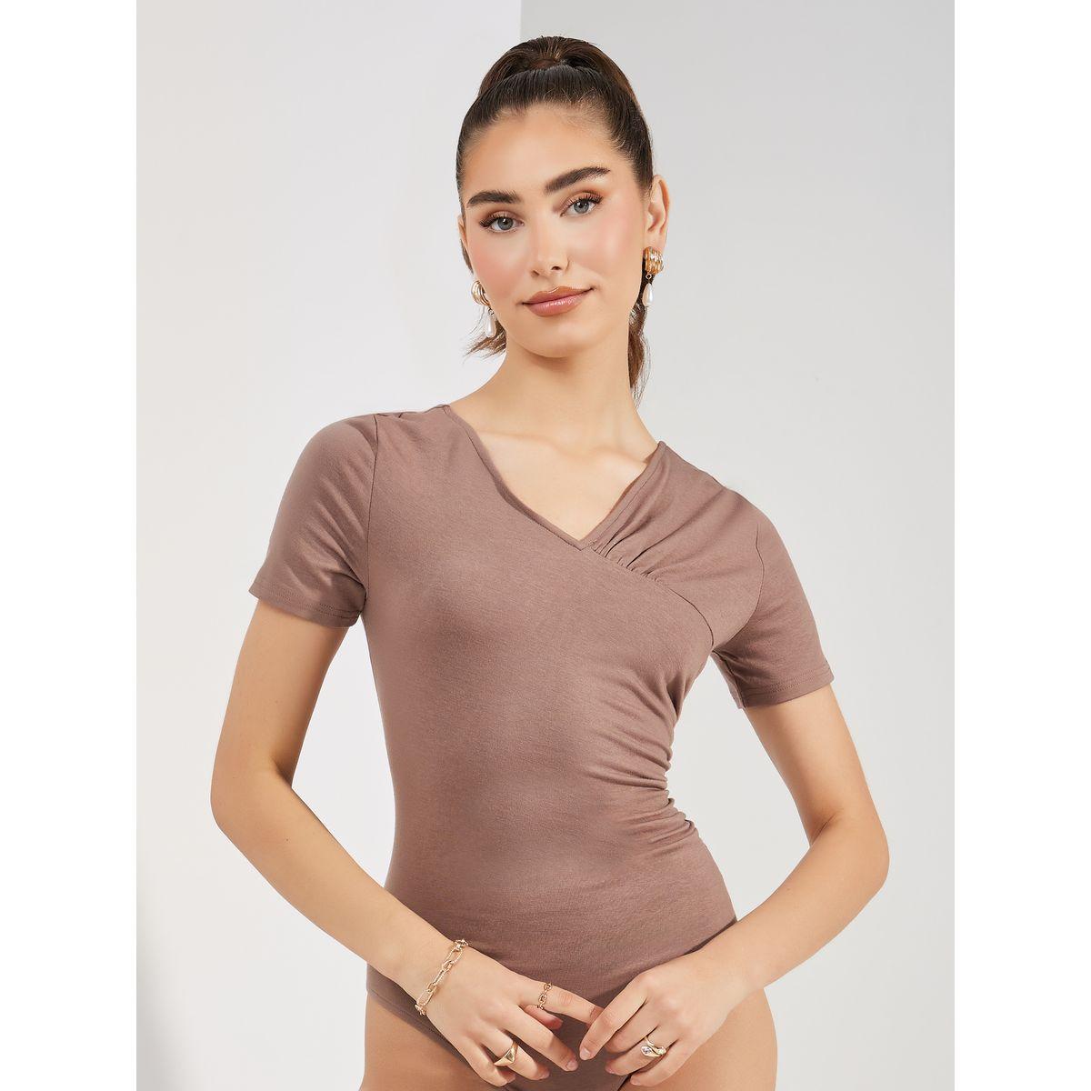 بودي سوت سادة مزين بكسرات-women-clothing-tshirts-image-1