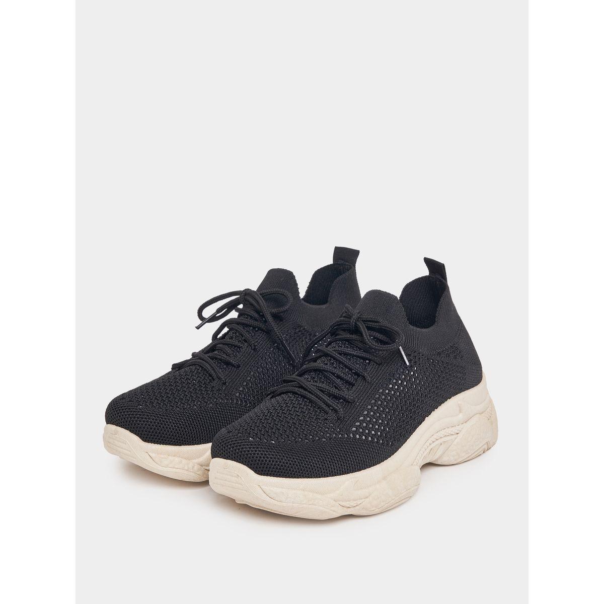 حذاء سنيكرز بتفاصيل شبكية-women-shoes-sneakers-image-3