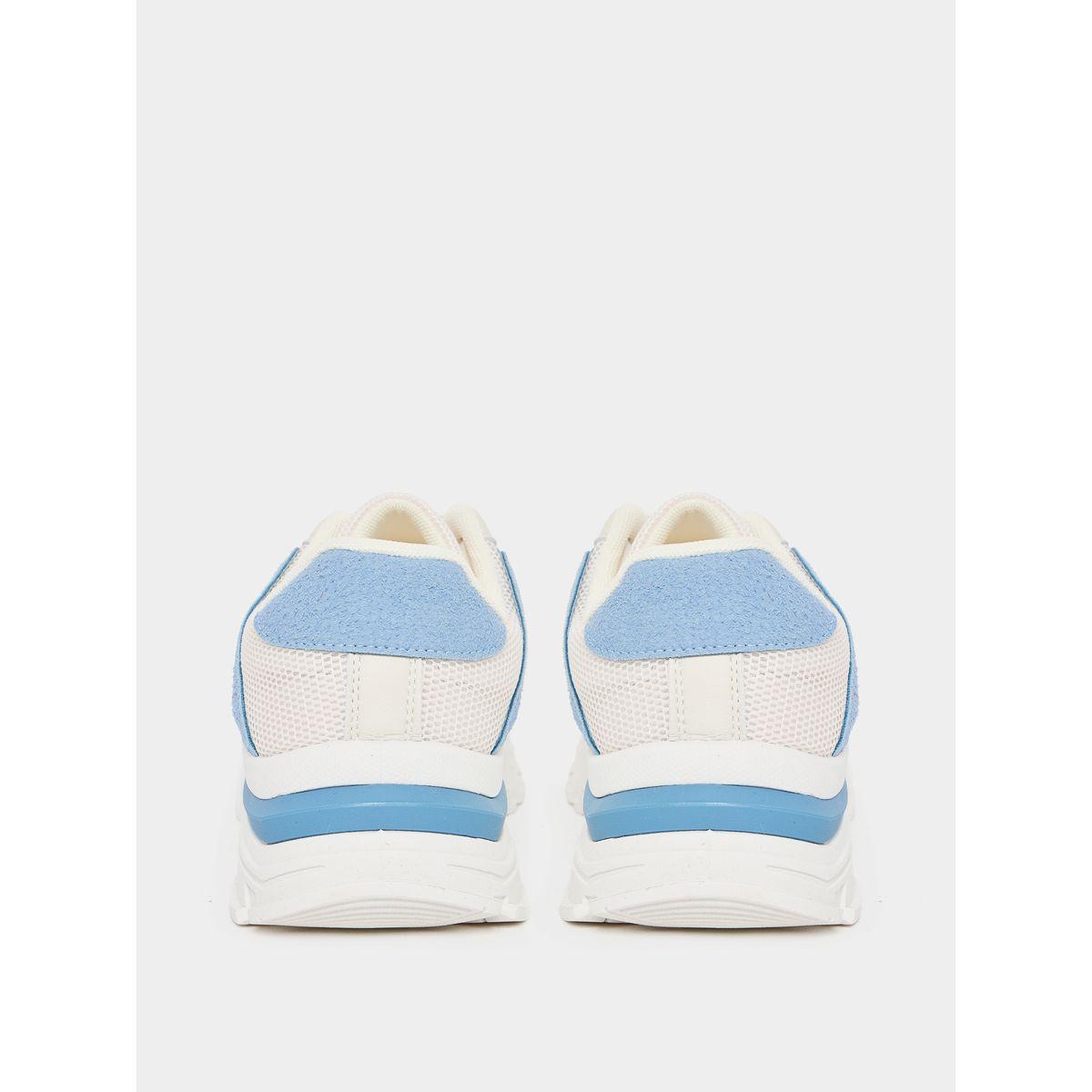 حذاء سنيكرز بنعل شانكي وتفاصيل بارزة الملمس-women-shoes-sneakers-image-4