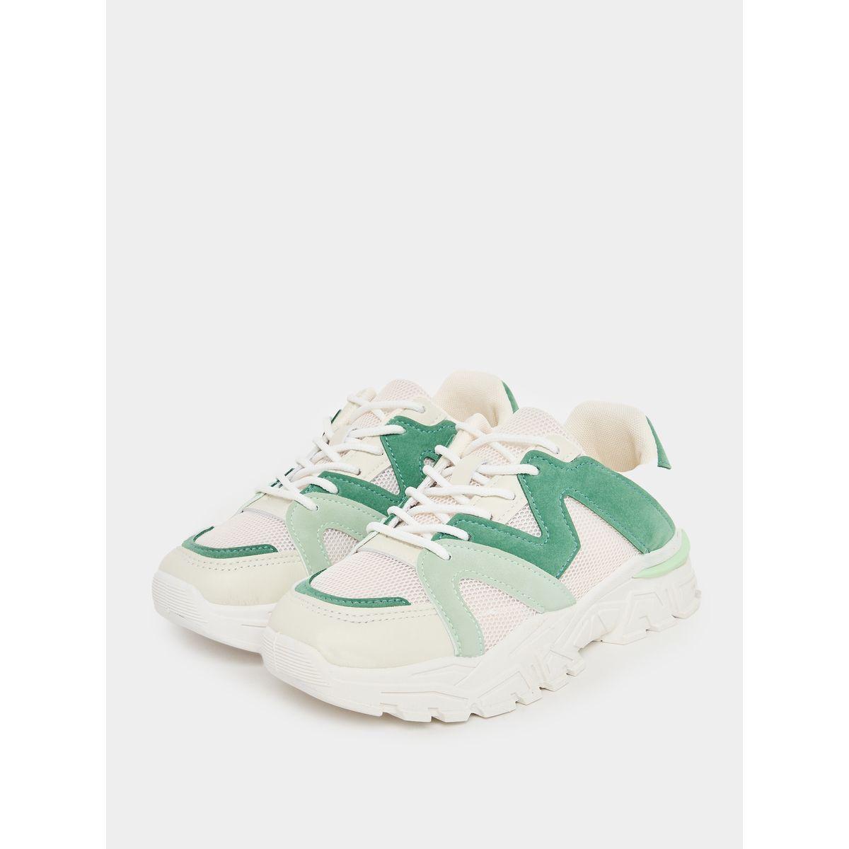 حذاء سنيكرز بنعل شانكي وتفاصيل بارزة الملمس-women-shoes-sneakers-image-2