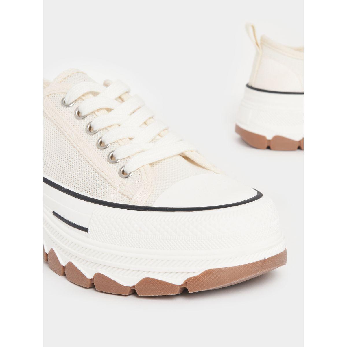 حذاء بكعب شانكي وتفاصيل بارزة الملمس-women-shoes-sneakers-image-3