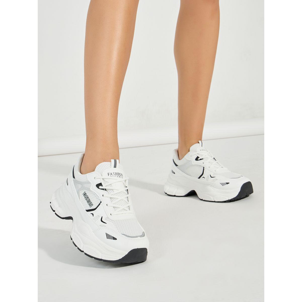 حذاء سنيكرز شانكي بتفاصيل شبكية-women-shoes-sneakers-image-1