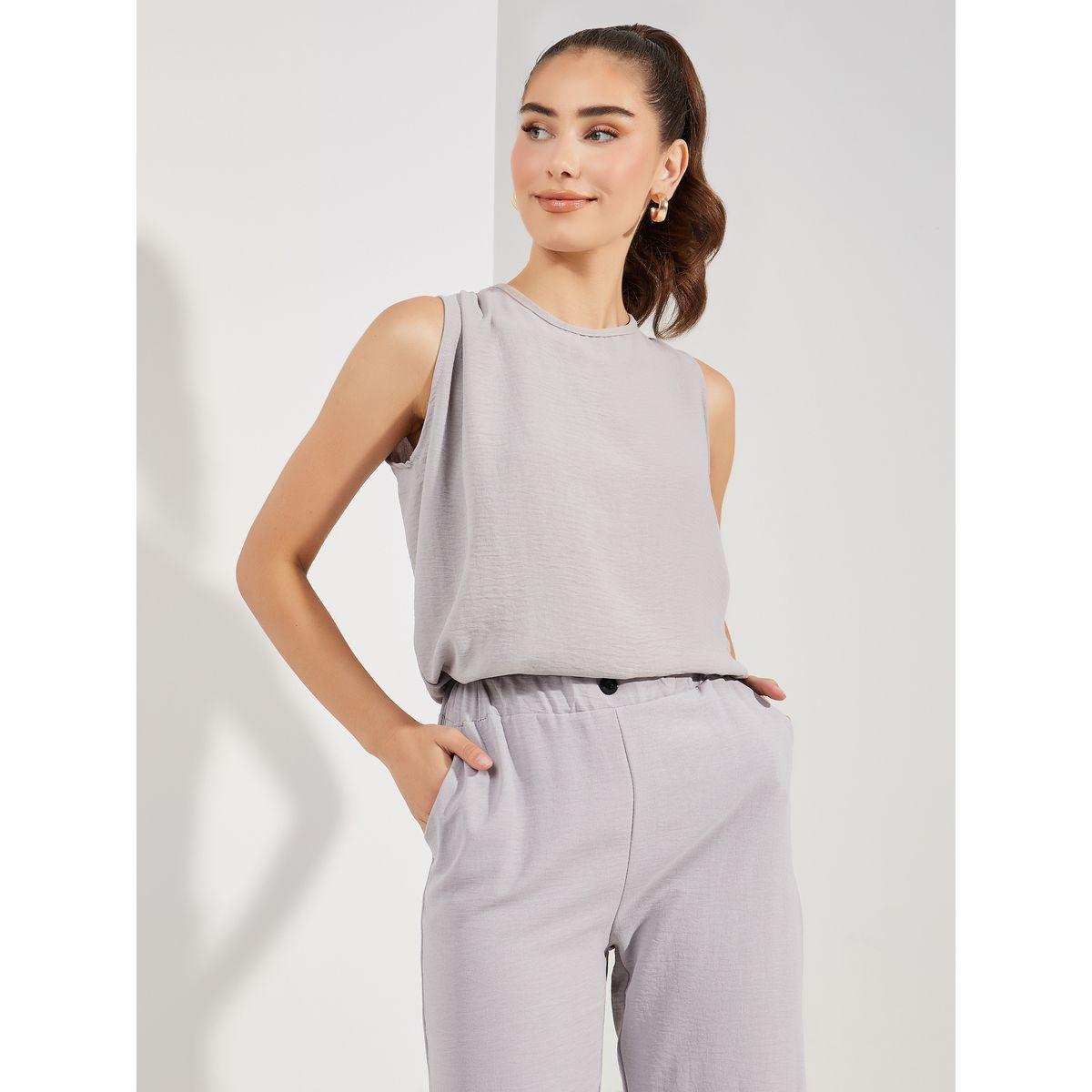طقم منسق من بلوزة سادة بلا اكمام مع بنطال-women-clothing-coordsets-image-2