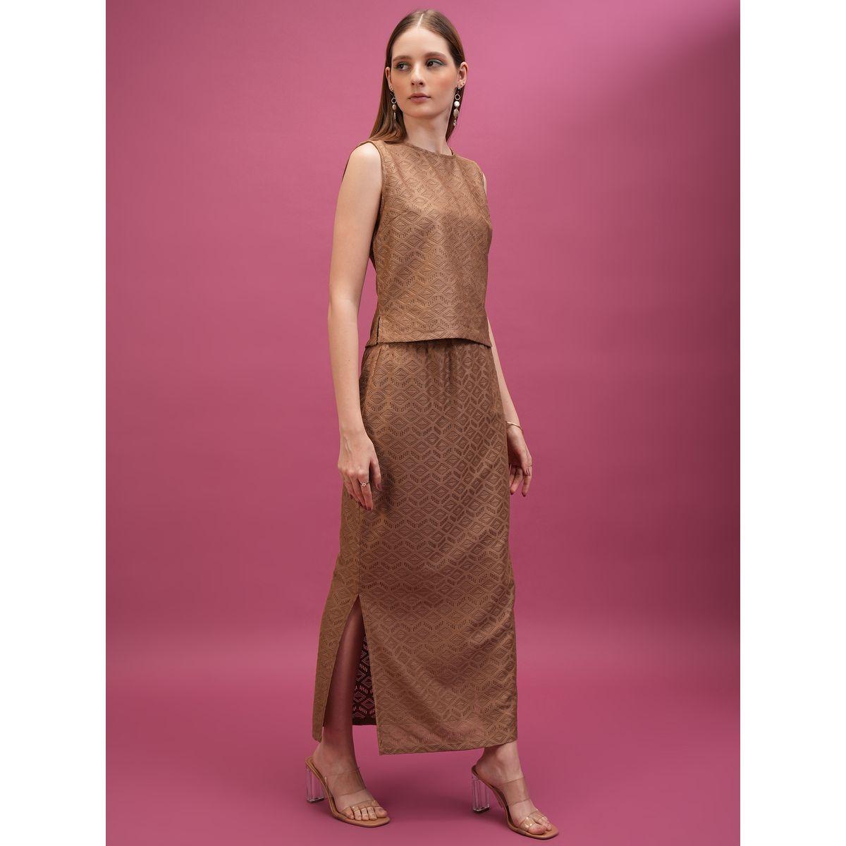 Tokyo Talkies X Styli   Self Design Crochet Top & Skirt Co-Ords-women-clothing-coordsets-image-4