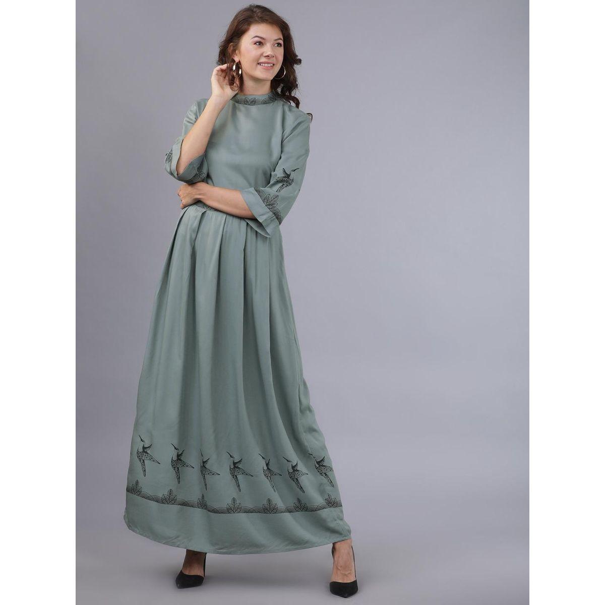 فستان طويل بياقة عالية وكسرات طوكيو توكيز × ستايلي-women-clothing-dresses-image-1