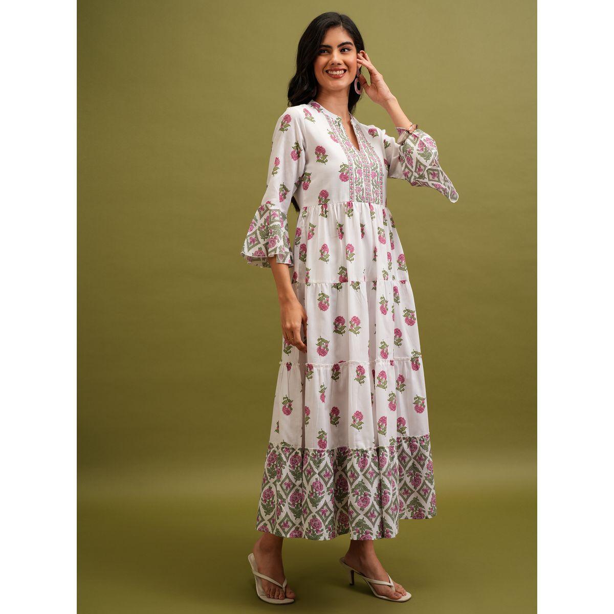 Vishudh X Styli   Floral Printed Notch Neck Tiered Maxi Dress-women-clothing-dresses-image-4