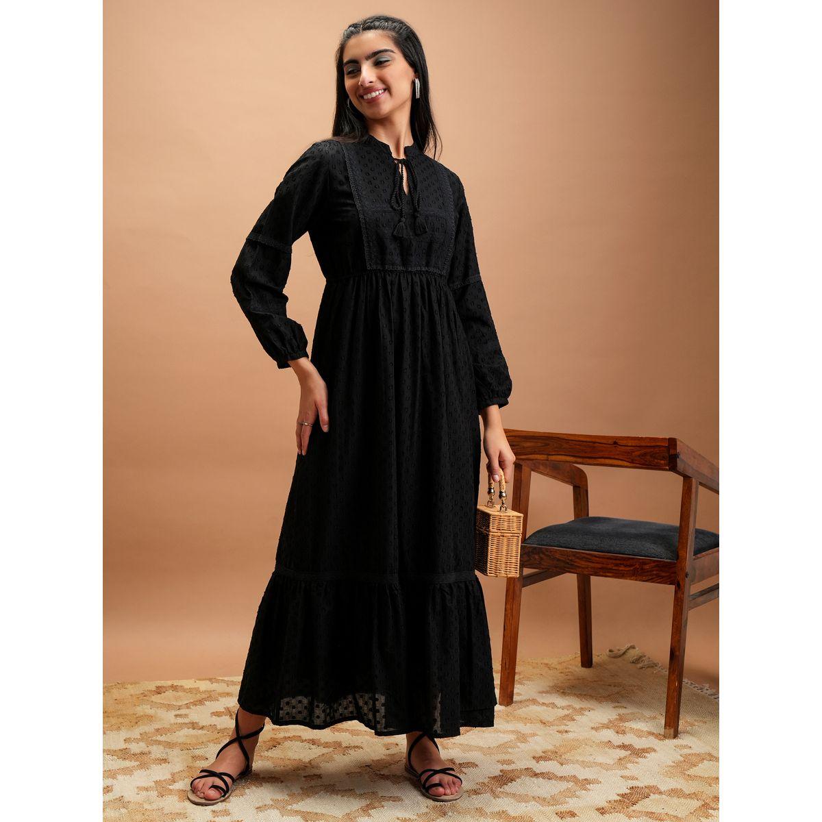 Vishudh X Styli  Dobby Tie-Up Neck Tiered Maxi Dress-women-clothing-dresses-image-1