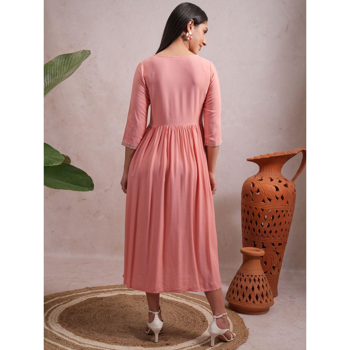 فستان ميدي بتفاصيل زهور مُطرزة فيشود × ستايلي-women-clothing-dresses-image-3