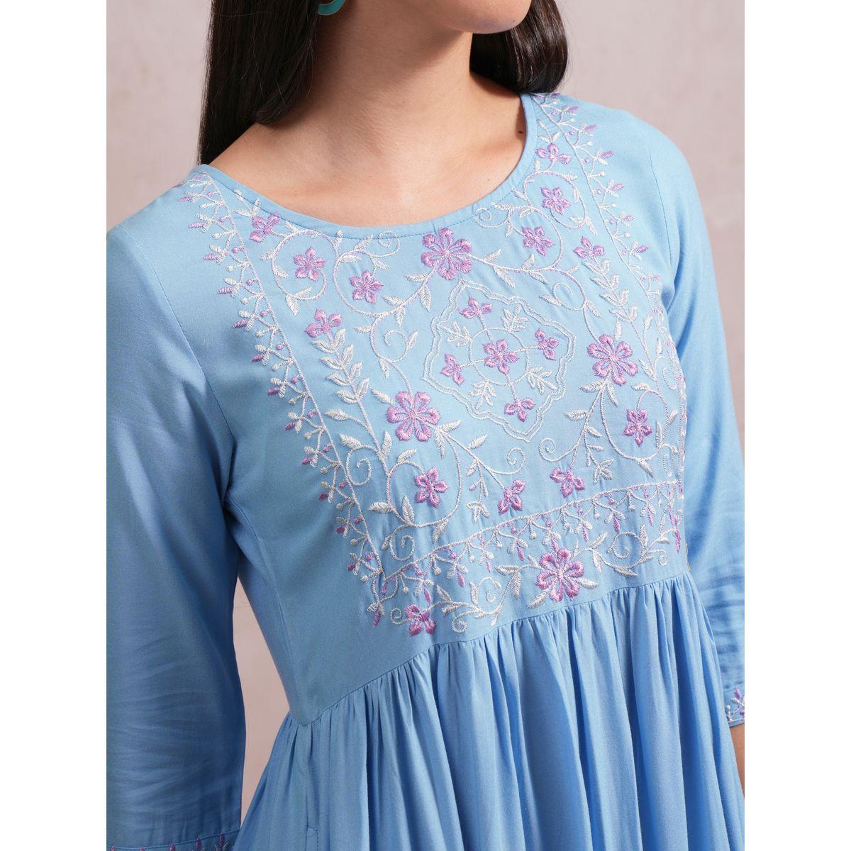 Vishudh X Styli  Embroidered Floral Print Midi Dress-women-clothing-dresses-image-5