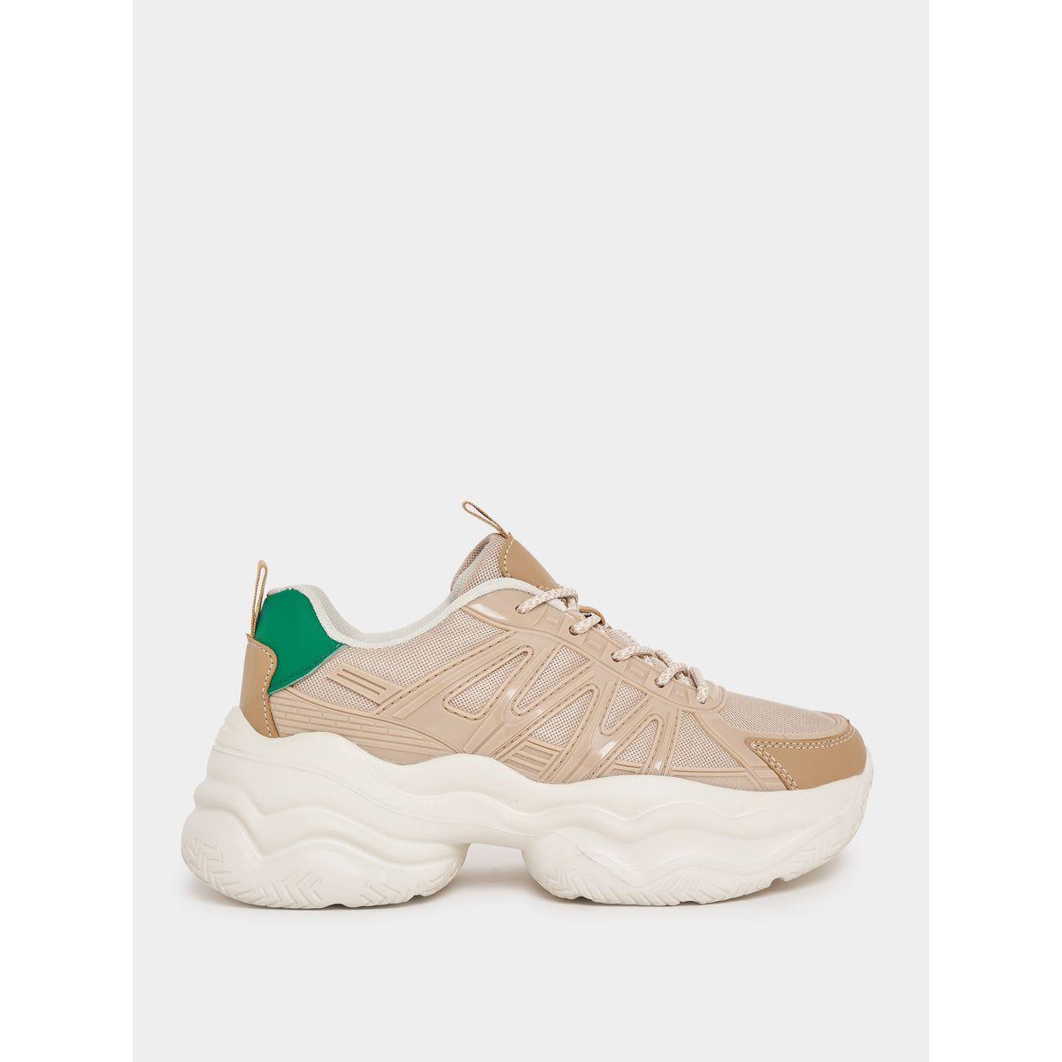 حذاء سنيكرز بكعب شانكي وتفاصيل بارزة الملمس-women-shoes-sneakers-image-6