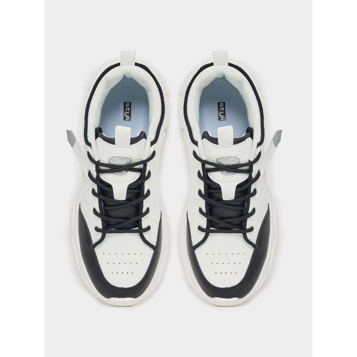 حذاء سنيكرز بكعب شانكي ورباط غلق-women-shoes-sneakers-image-6