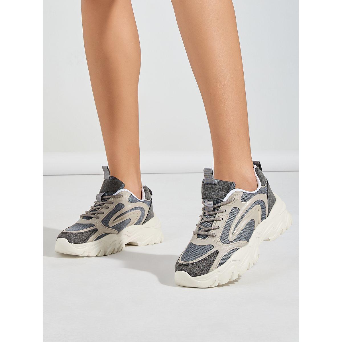 حذاء سنيكرز بكعب شانكي ورباط غلق-women-shoes-sneakers-image-1