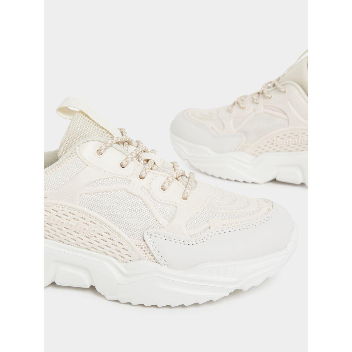حذاء سنيكرز بتفاصيل شبكية ورباط غلق-women-shoes-sneakers-image-3