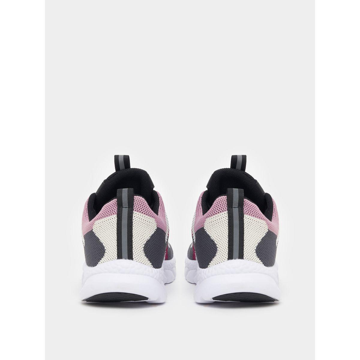 حذاء سنيكرز بتفاصيل شبكية وأربطة-women-shoes-sneakers-image-4