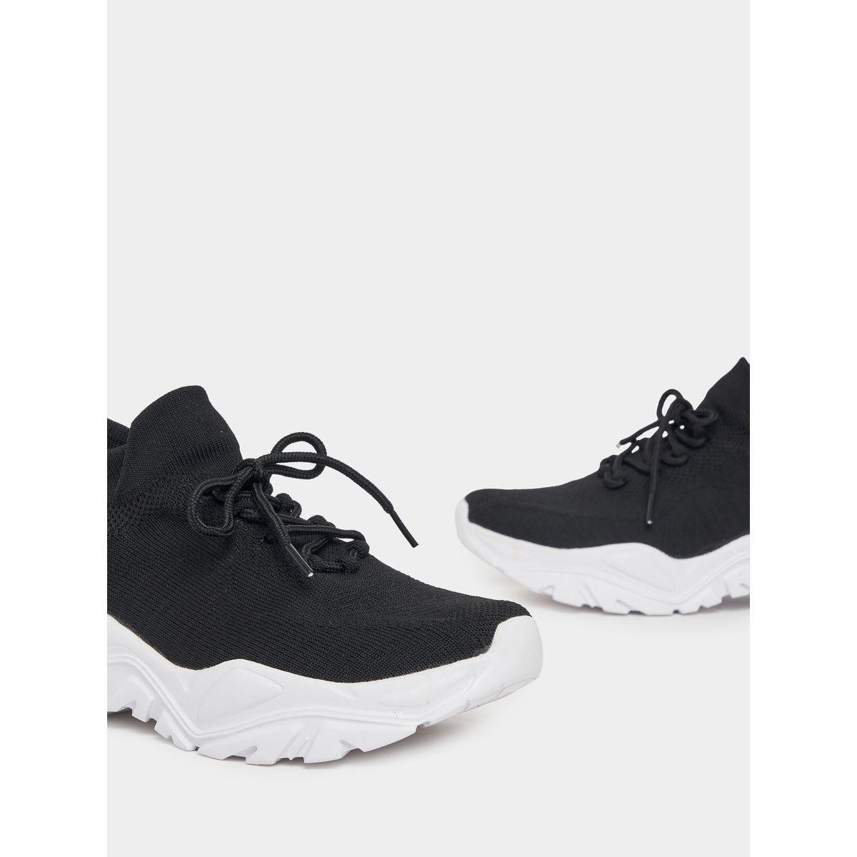 حذاء سنيكرز بكعب شانكي ورباط غلق-women-shoes-sneakers-image-4