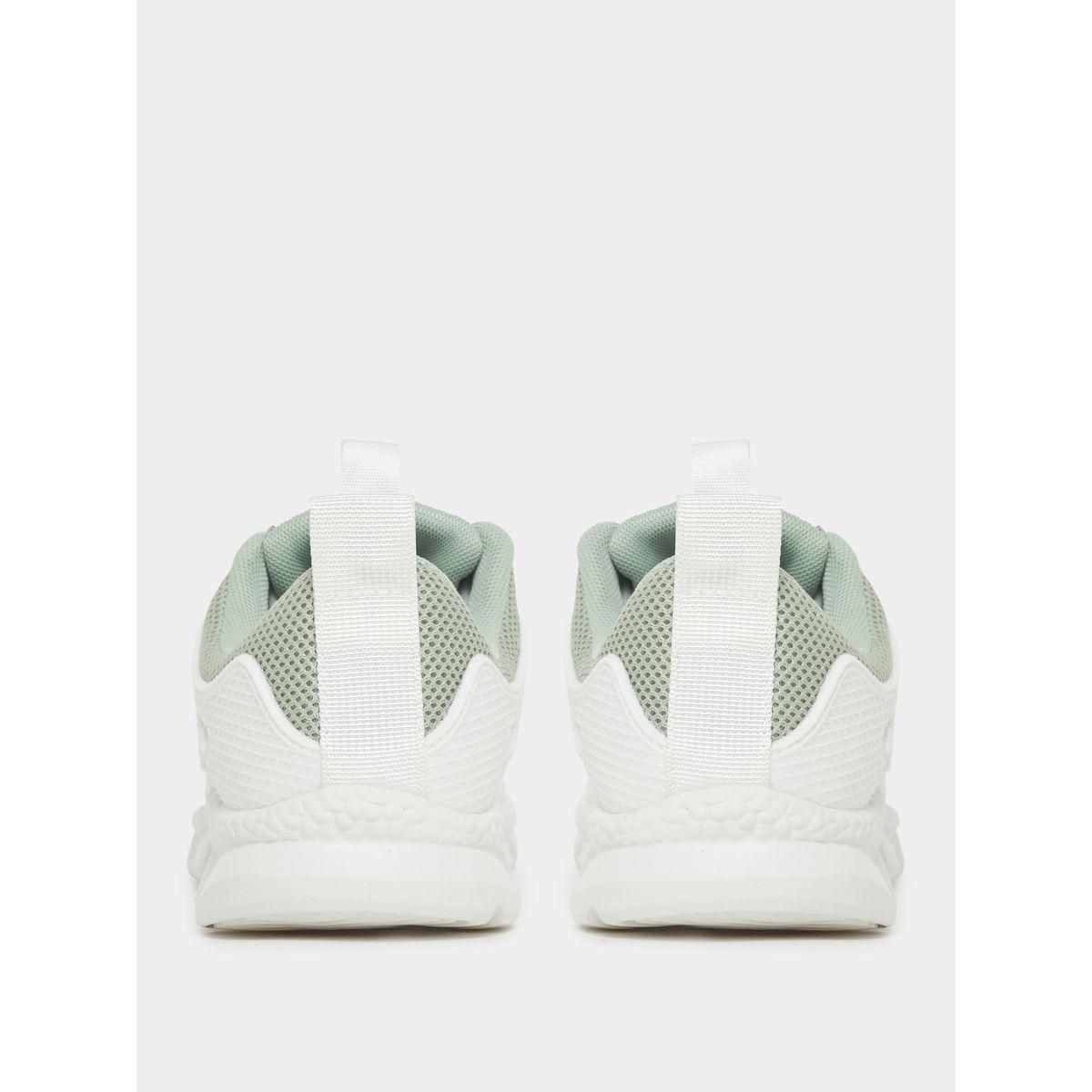 حذاء سنيكرز بتفاصيل شبكية ورباط غلق-women-shoes-sneakers-image-4