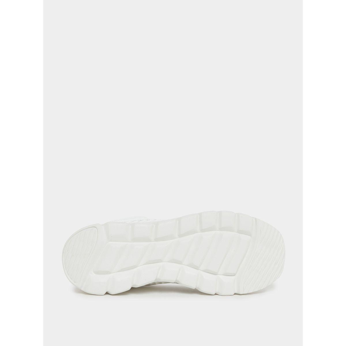 حذاء سنيكرز بتفاصيل شبكية ورباط غلق-women-shoes-sneakers-image-6