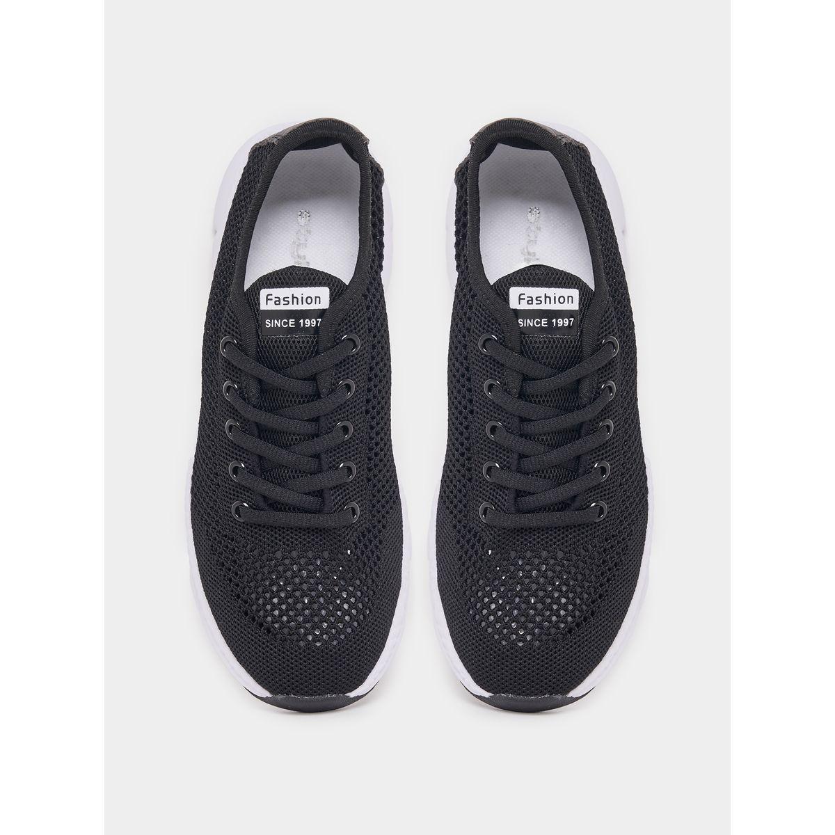 حذاء سنيكرز بتفاصيل شبكية مع اربطة-women-shoes-sneakers-image-6