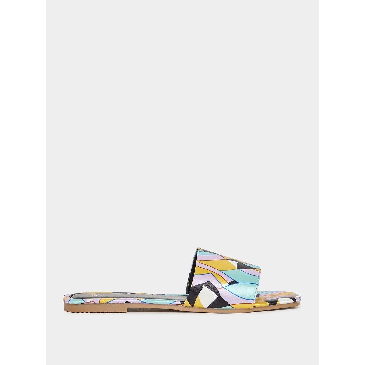 Styli Abstract Print Flat Sandals-women-shoes-sandals-flats-image-1
