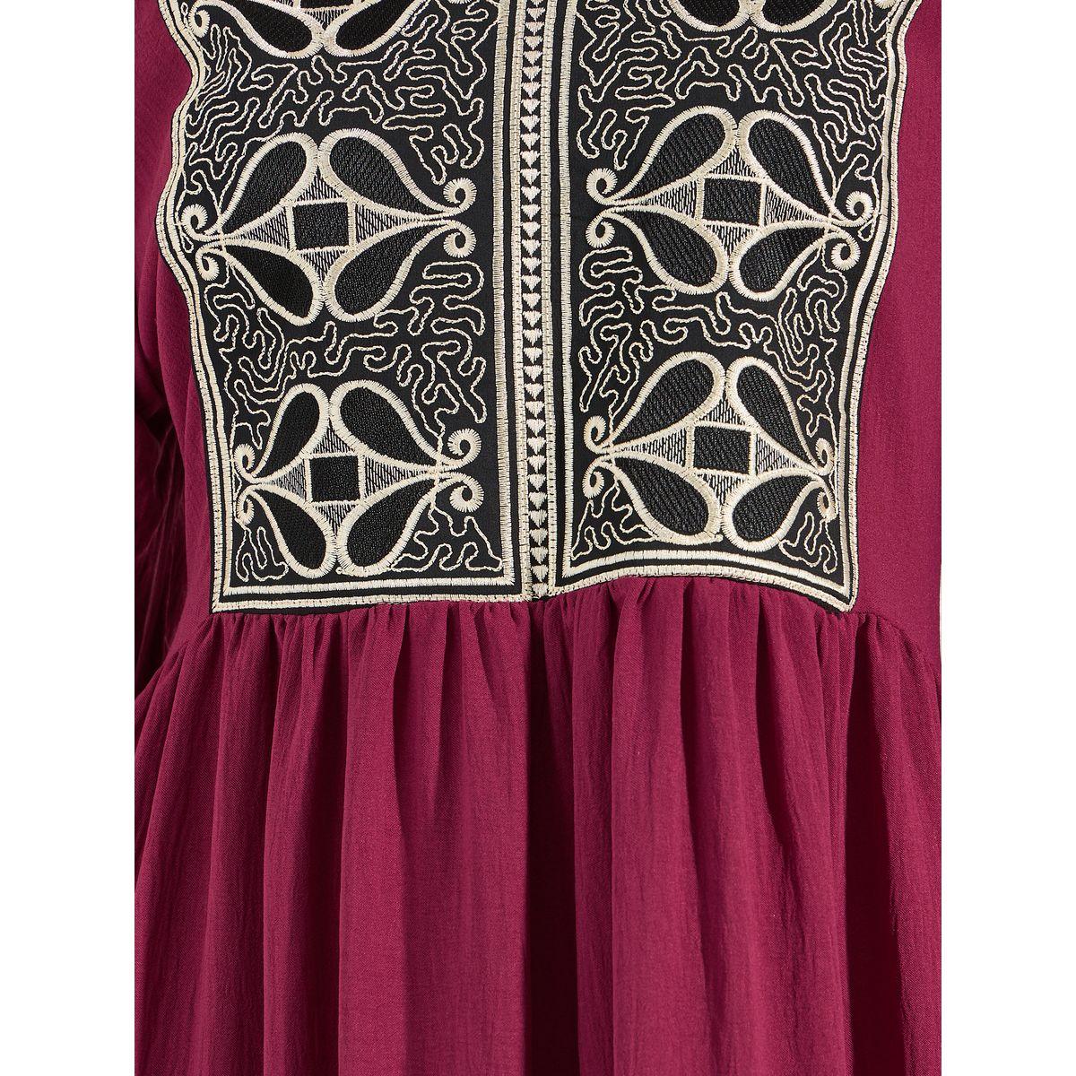 Styli Embroidered Yoke Jalabiya with Flute Sleeve-women-arabicclothing-jalabiyas-image-3