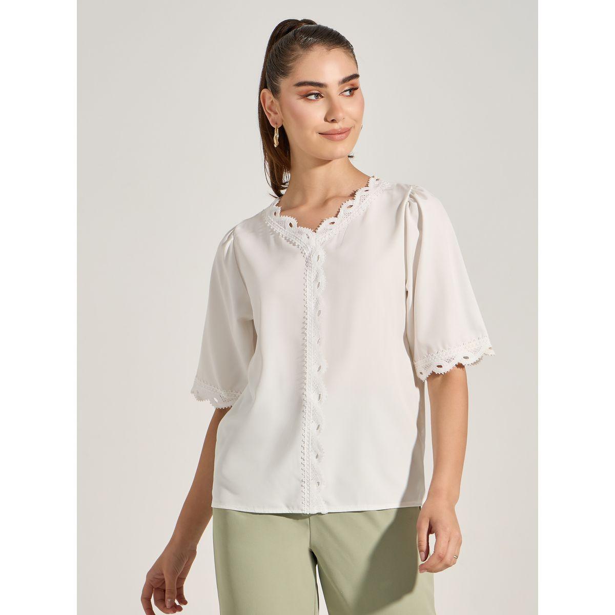 بلوزة بتفاصيل دانتيل مع اكمام قصيرة-women-clothing-shirtsandblouses-blouses-image-3