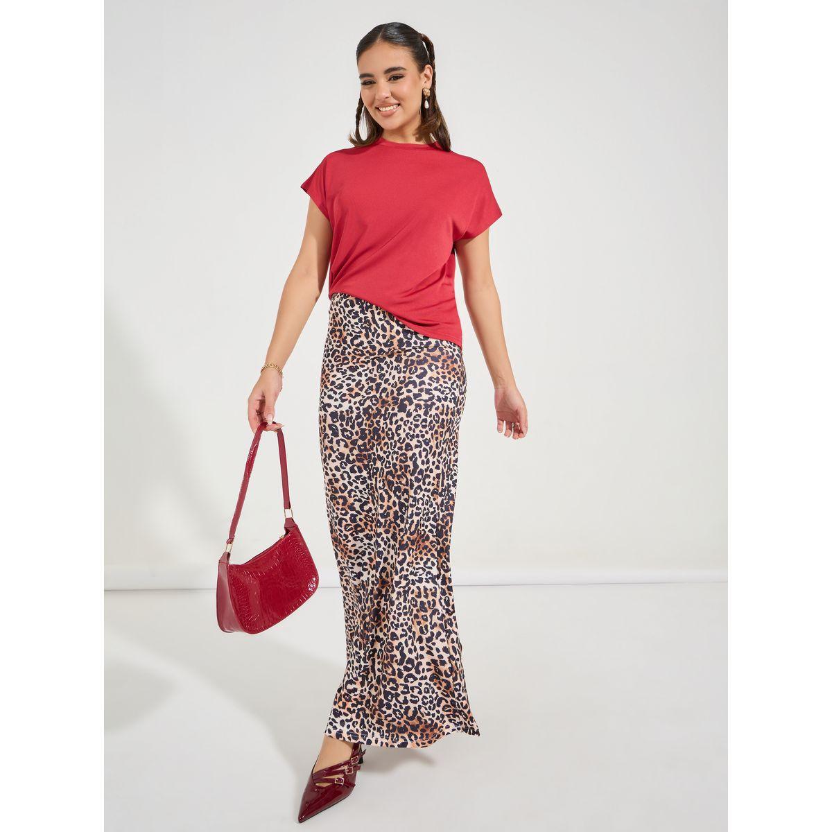 Luxewave X Styli  Solid Round Neck Knit Top-women-clothing-shirtsandblouses-blouses-image-2