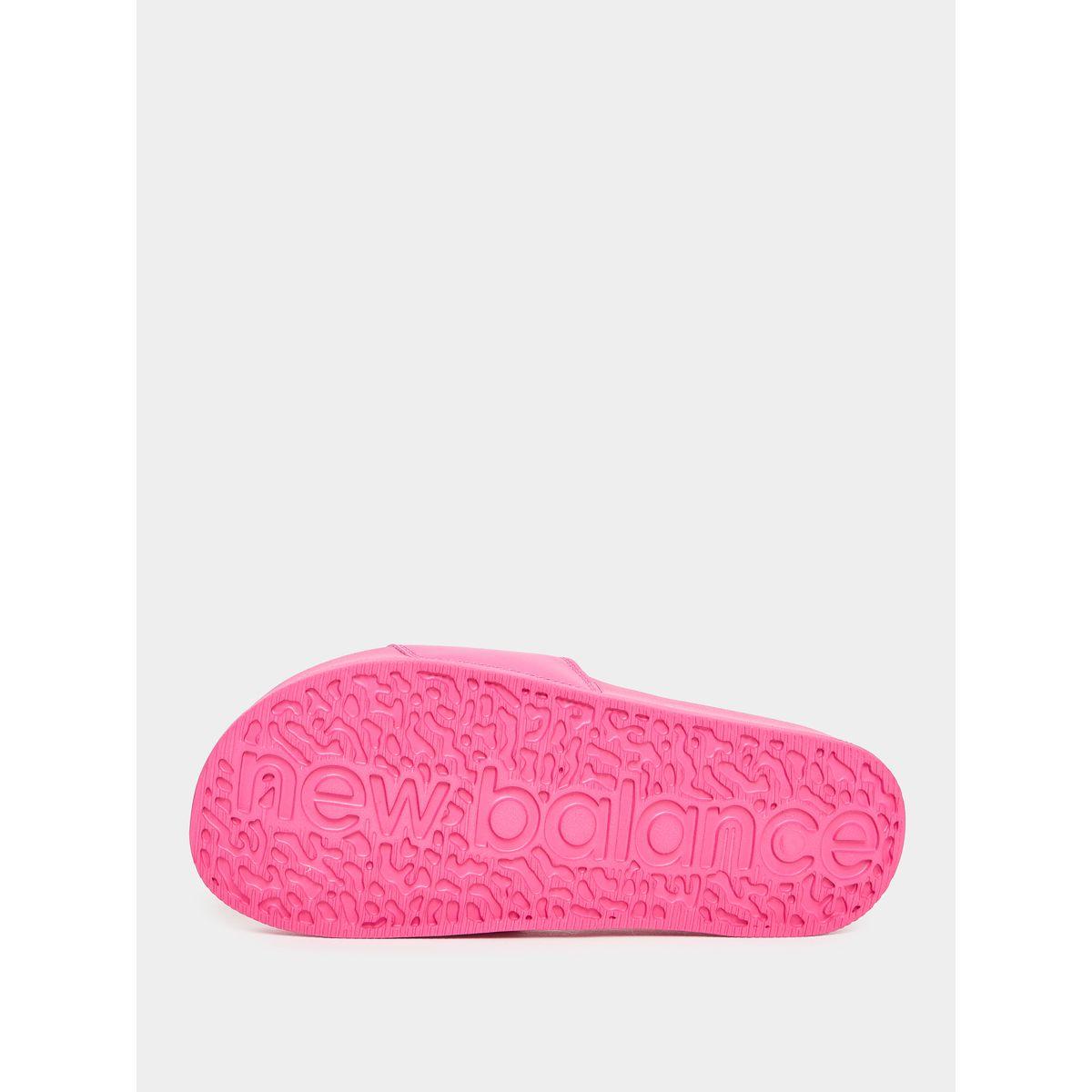 شبشب مزين بشعار الماركة-women-shoes-flipflopsandslides-image-6