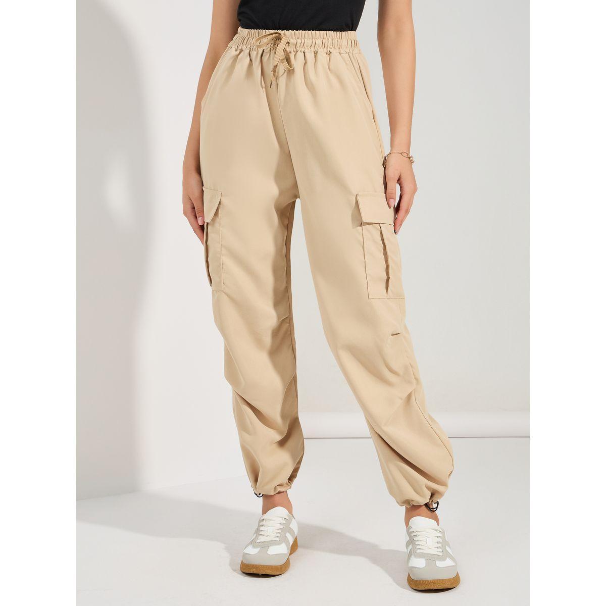 بنطال كارجو بقصة مريحة وحواف مكبلة-women-clothing-bottoms-trousers-image-1