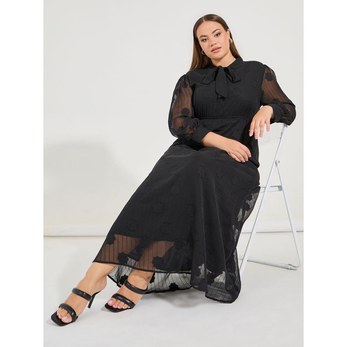 فستان بمقاس كبير وتفاصيل مُطرّزة مع ياقة بأربطة-women-clothing-dresses-image-2