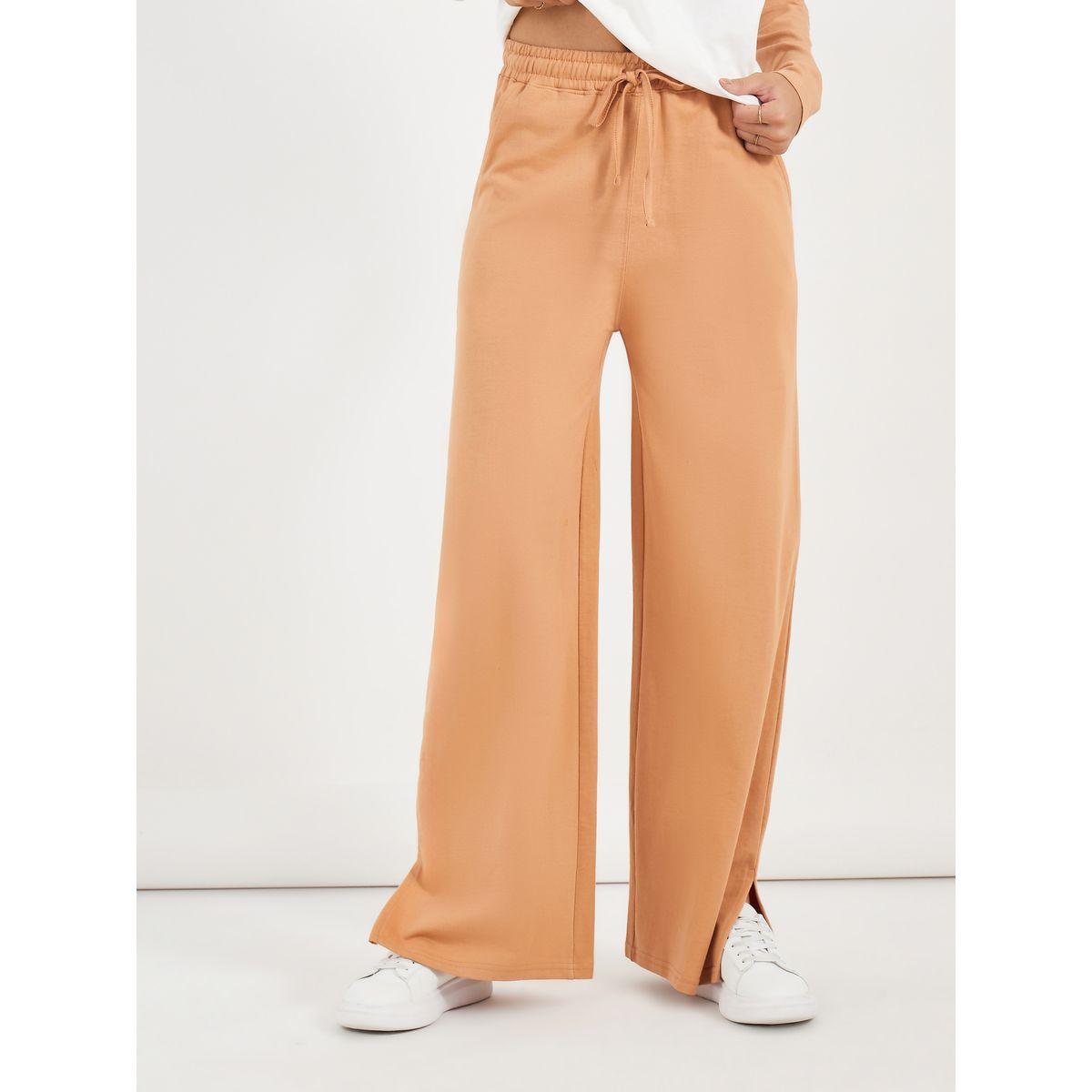 طقم منسق من جوغر بأرجل واسعة وتيشيرت بأكمام طويلة-women-clothing-coordsets-image-4