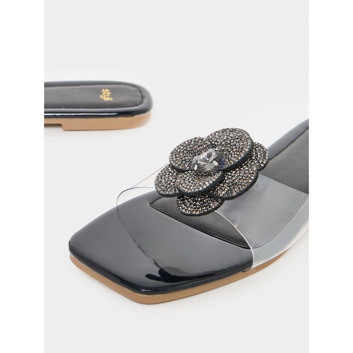 صندل فلات مزين بحجر الراين-women-shoes-sandals-flats-image-3