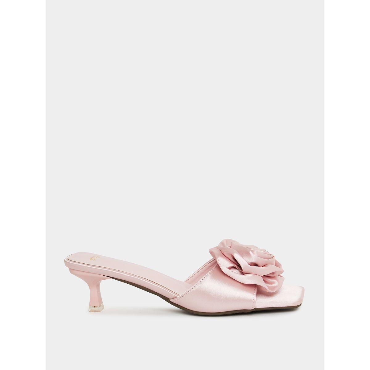 صندل بكعب قطة ومزين بزهرة-women-shoes-heels-image-3