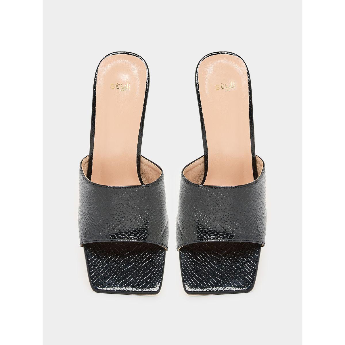 Styli Textured Open Toe Block Heel Sandals-women-shoes-heels-image-5