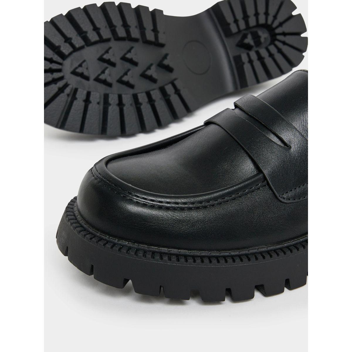 Styli Classic Round Toe Loafer Shoes-women-shoes-loafersandmoccasins-image-3